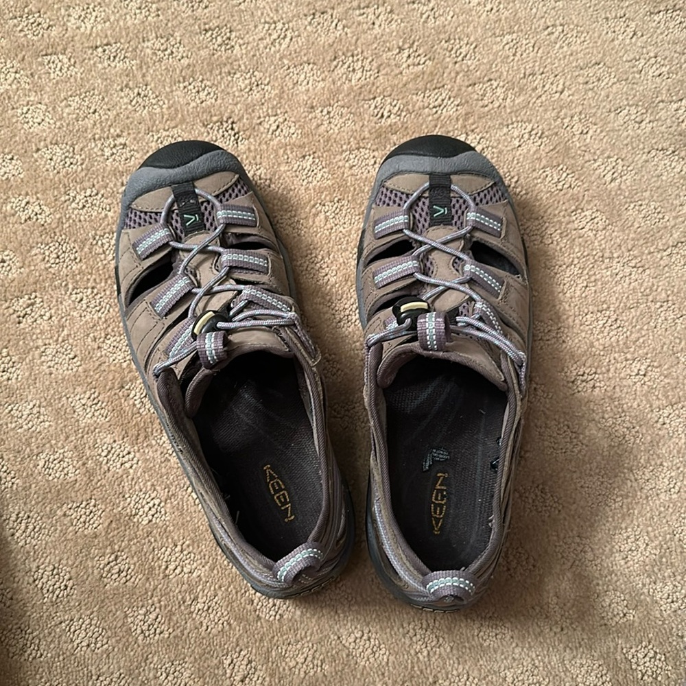 Keen Spirit Sandals for Women. Size 7.5. 38 EU. Tan/light blue/grey/black.